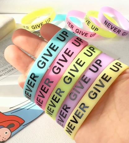 Never give up Wristband