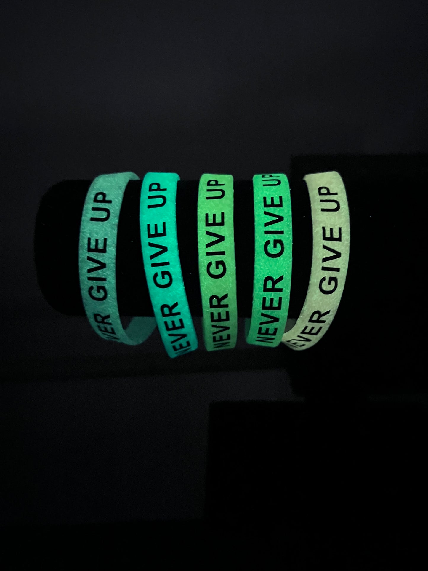 Never give up Wristband