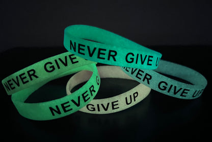 Never give up Wristband